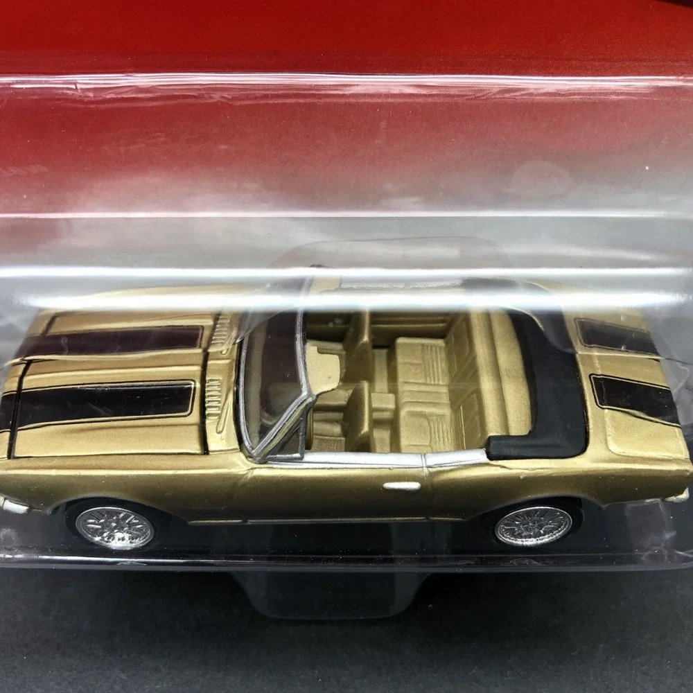 Johnny Lightning Ragtops 1967 '67 Chevy Camaro Convertible Car Gold Diecast 1/64